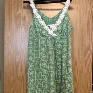 Lucy & Laurel Green Floral Sundress with White Lace Trim